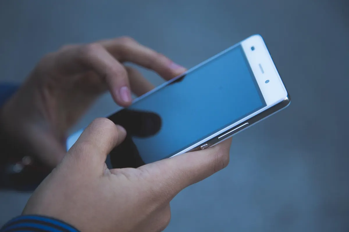 Digital Detox on Retreat: A Step-by-Step Plan for Switching Off